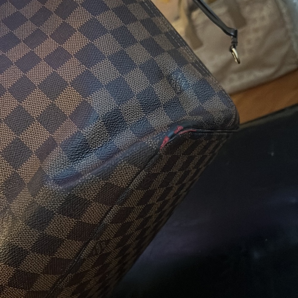 Louis Vuitton Neverfull GM Damier Ebene coated canvas tote bag - Picture 4 of 11